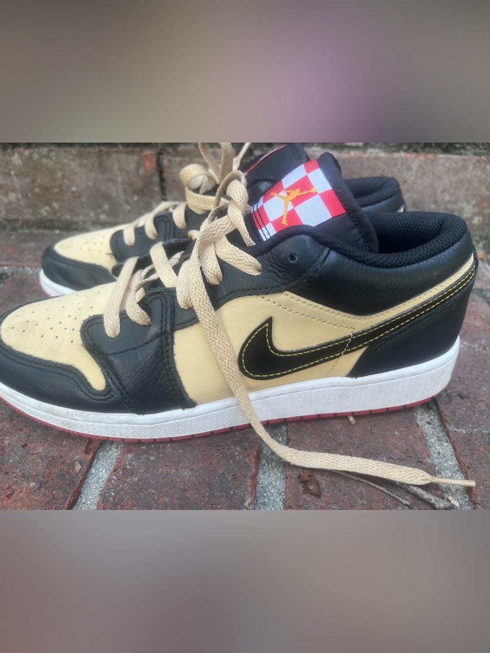 Kids 6.5Y Air Jordan 1 Low SE GS 'Pizza'